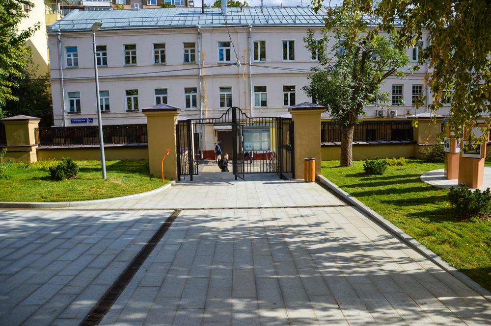 Проект Малый Палашевский переулок, гранитные плиты и бордюры